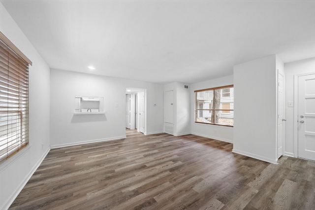 8100 Seawall Boulevard 130, Galveston, TX 77551