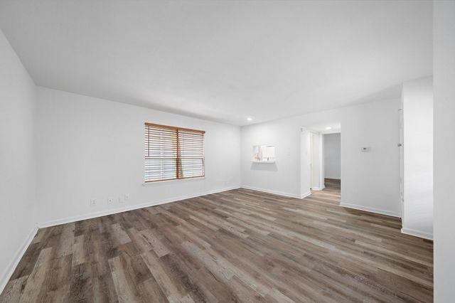 8100 Seawall Boulevard 130, Galveston, TX 77551