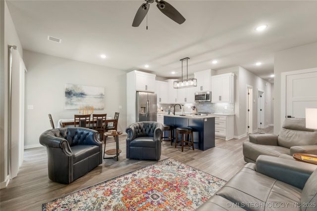 507 W Fort Worth Street, Broken Arrow, OK 74012