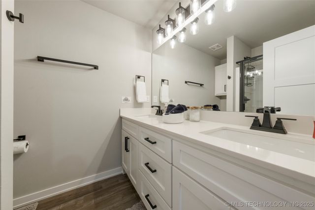 507 W Fort Worth Street, Broken Arrow, OK 74012