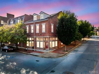 1701 S 11th Street A, St Louis, MO 63104