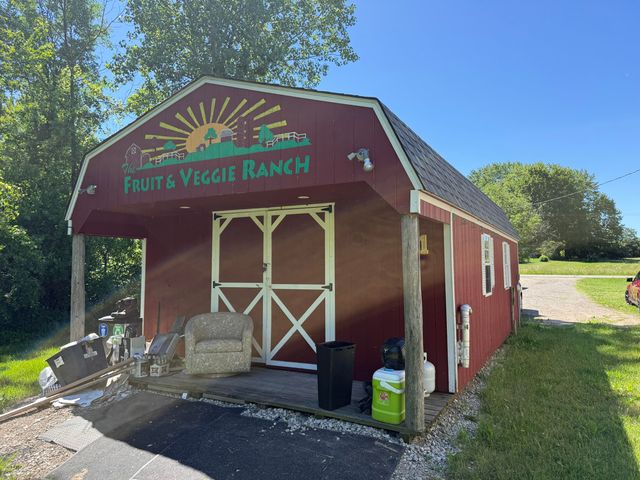 6039 126th Avenue, Saugatuck Twp, MI 49010
