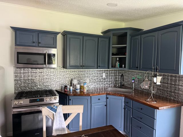 6039 126th Avenue, Saugatuck Twp, MI 49010
