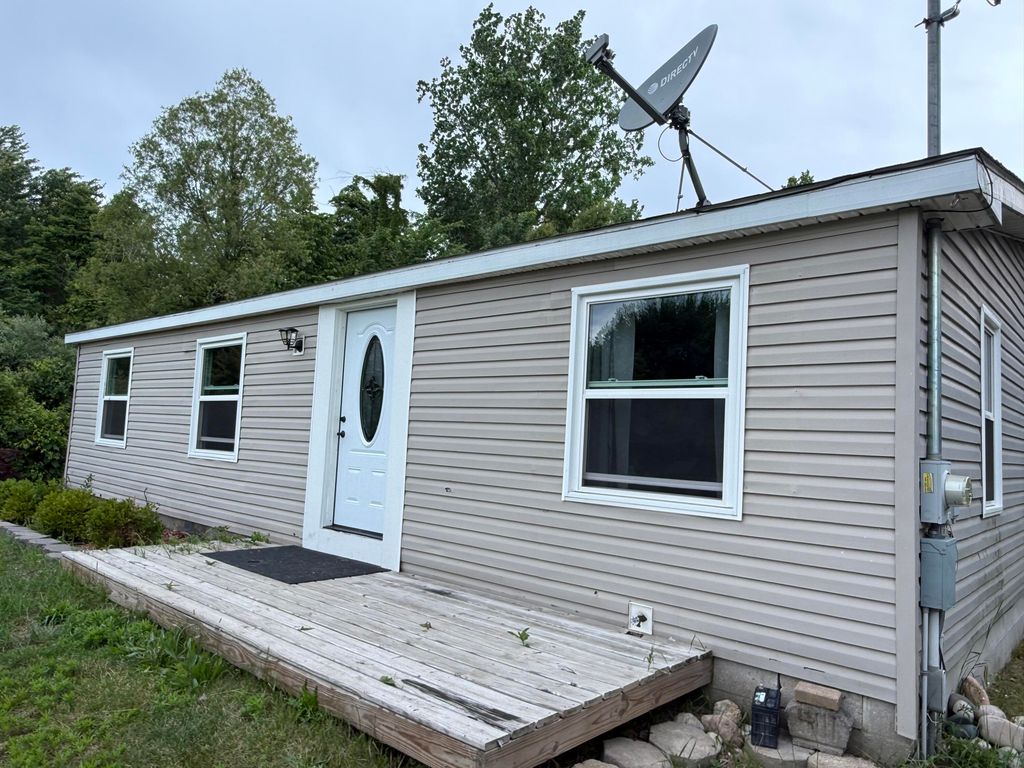 6039 126th Avenue, Saugatuck Twp, MI 49010