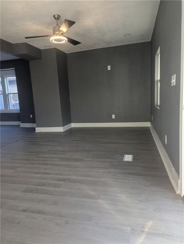 3337 Flora Avenue, Kansas City, MO 64109