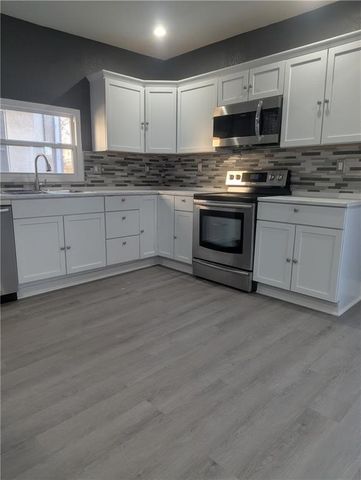 3337 Flora Avenue, Kansas City, MO 64109