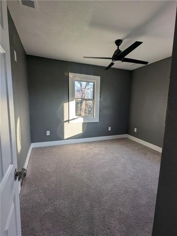 3337 Flora Avenue, Kansas City, MO 64109