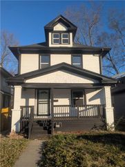 3337 Flora Avenue, Kansas City, MO 64109