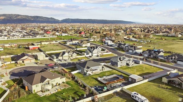 3561 S 5160 W, Hooper, UT 84315