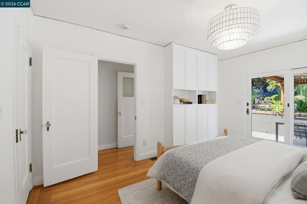 Image 18 of property listing at 1056 El Centro Ave, Oakland, CA 94602
