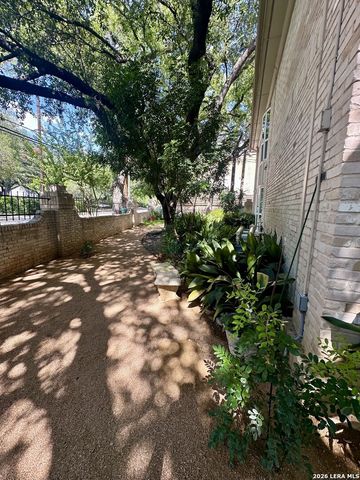 140 Patterson Ave Apt 101, San Antonio, TX 78209