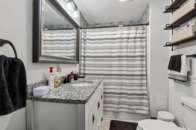 117 E North Street, Winterset, IA 50273