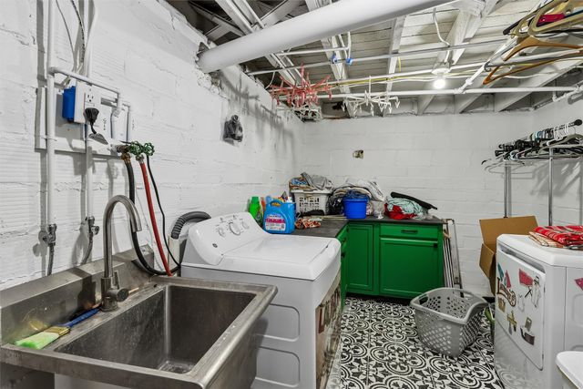 117 E North Street, Winterset, IA 50273