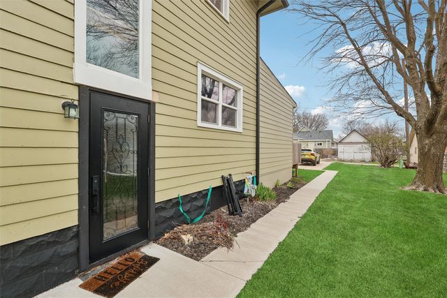 117 E North Street, Winterset, IA 50273