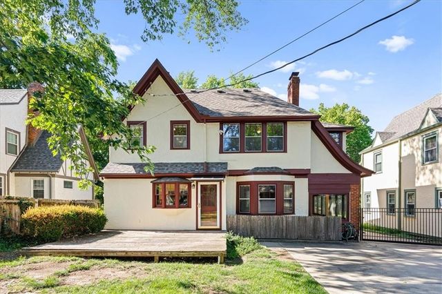 627 W 70 Street, Kansas City, MO 64113