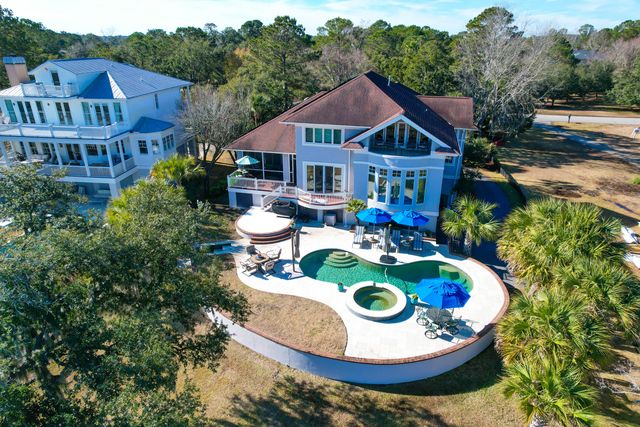 1563 Headquarters Plantation Drive, Johns Island, SC 29455