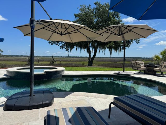 1563 Headquarters Plantation Drive, Johns Island, SC 29455