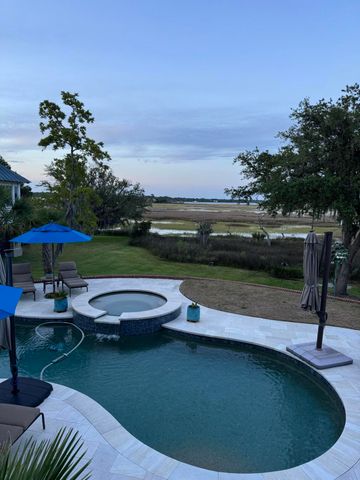 1563 Headquarters Plantation Drive, Johns Island, SC 29455