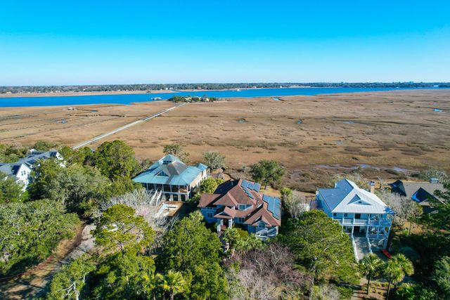 1563 Headquarters Plantation Drive, Johns Island, SC 29455