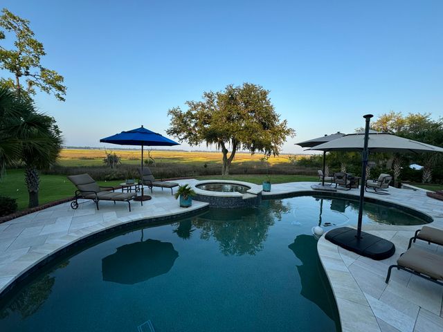 1563 Headquarters Plantation Drive, Johns Island, SC 29455