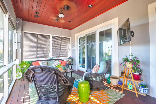 1563 Headquarters Plantation Drive, Johns Island, SC 29455
