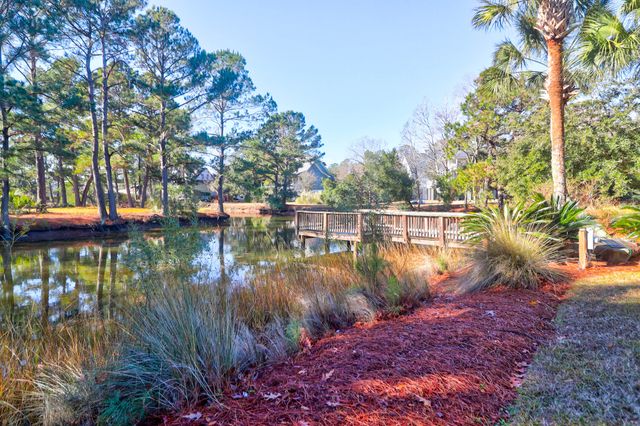 1563 Headquarters Plantation Drive, Johns Island, SC 29455