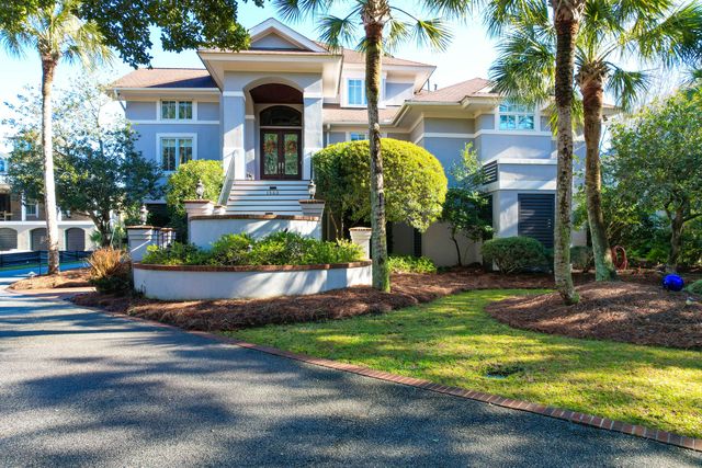 1563 Headquarters Plantation Drive, Johns Island, SC 29455