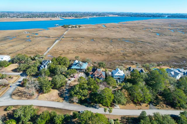 1563 Headquarters Plantation Drive, Johns Island, SC 29455