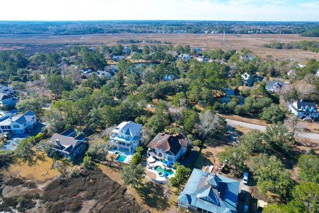 1563 Headquarters Plantation Drive, Johns Island, SC 29455