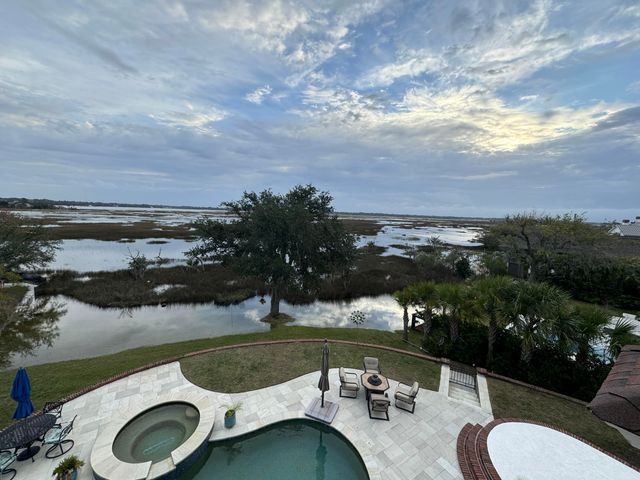1563 Headquarters Plantation Drive, Johns Island, SC 29455