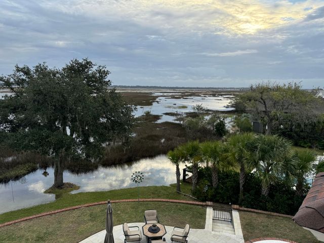 1563 Headquarters Plantation Drive, Johns Island, SC 29455
