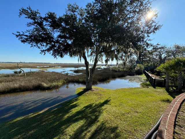 1563 Headquarters Plantation Drive, Johns Island, SC 29455