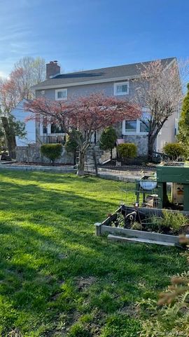 1718 E Main Street, Mohegan Lake, NY 10547