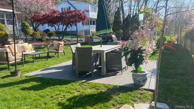 1718 E Main Street, Mohegan Lake, NY 10547