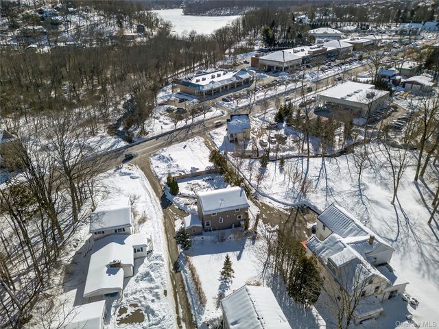 1718 E Main Street, Mohegan Lake, NY 10547