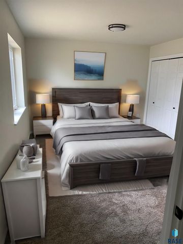 2400 W Bailey St Street, Sioux Falls, SD 57104