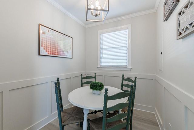 390 Alpine Drive, Roswell, GA 30075