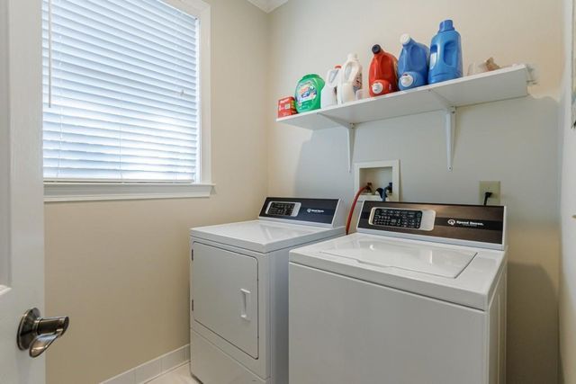 390 Alpine Drive, Roswell, GA 30075