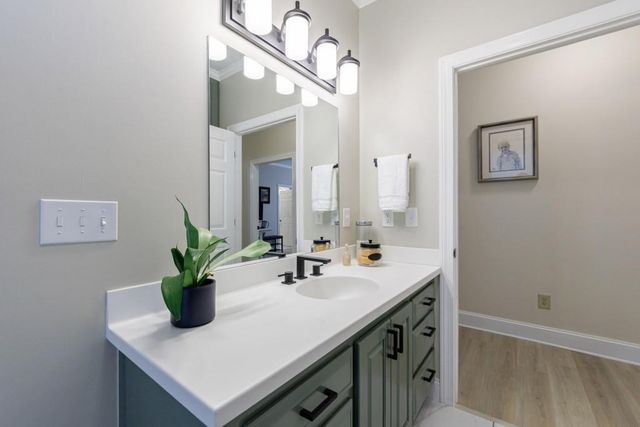 390 Alpine Drive, Roswell, GA 30075