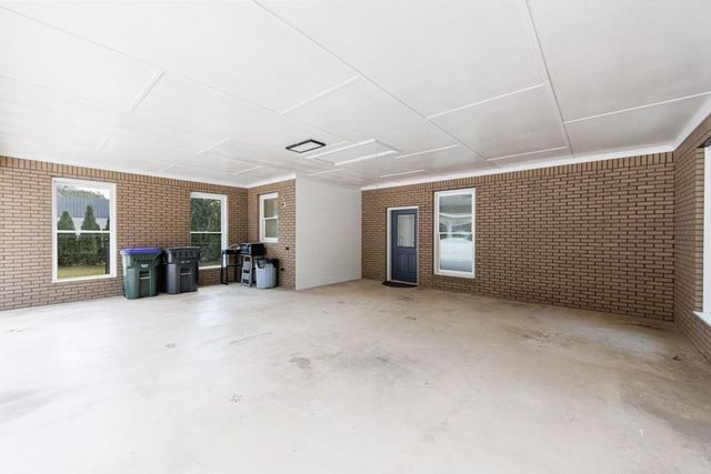 390 Alpine Drive, Roswell, GA 30075