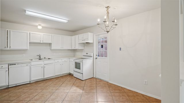 9735 Stonewood Drive, Dallas, TX 75227