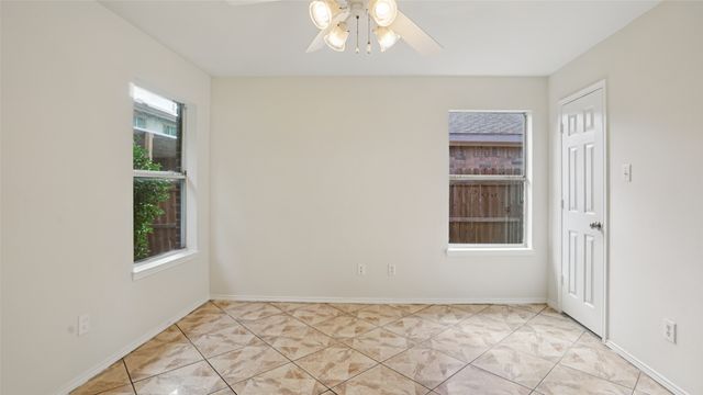 9735 Stonewood Drive, Dallas, TX 75227
