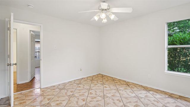 9735 Stonewood Drive, Dallas, TX 75227