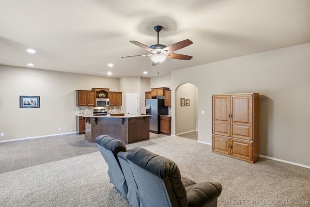 13412 S 19th Place, Bixby, OK 74008