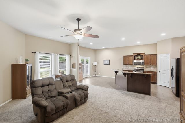 13412 S 19th Place, Bixby, OK 74008