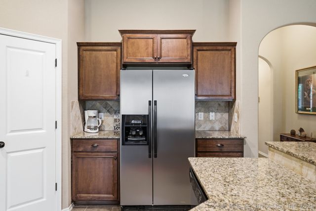 13412 S 19th Place, Bixby, OK 74008