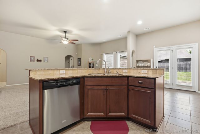 13412 S 19th Place, Bixby, OK 74008