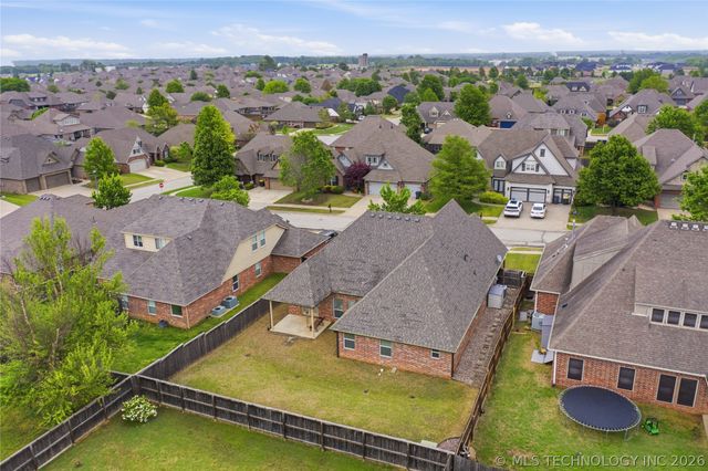 13412 S 19th Place, Bixby, OK 74008