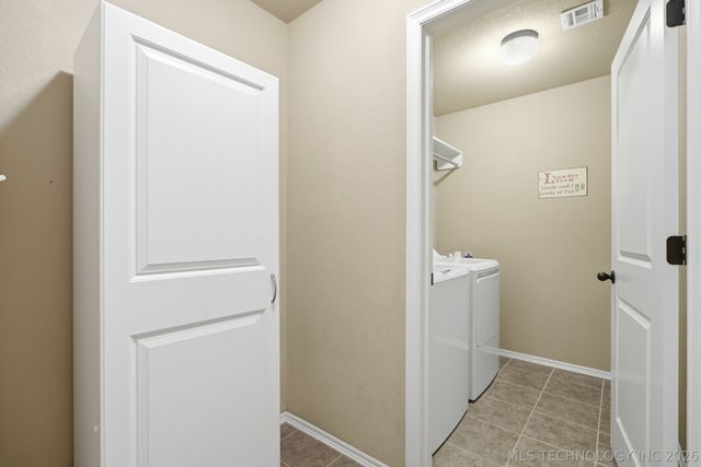 13412 S 19th Place, Bixby, OK 74008
