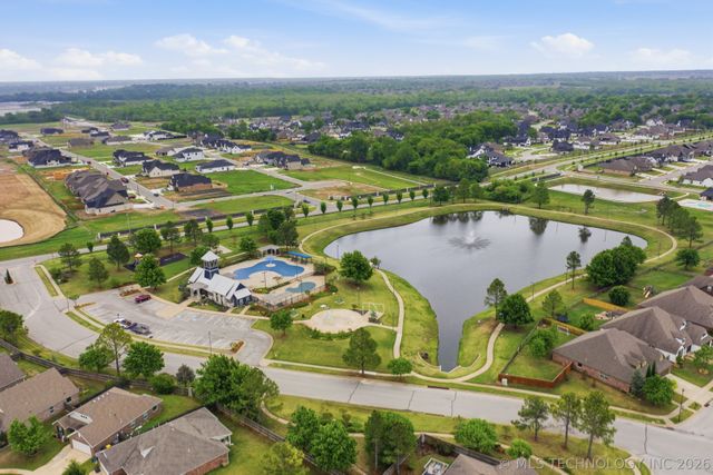 13412 S 19th Place, Bixby, OK 74008